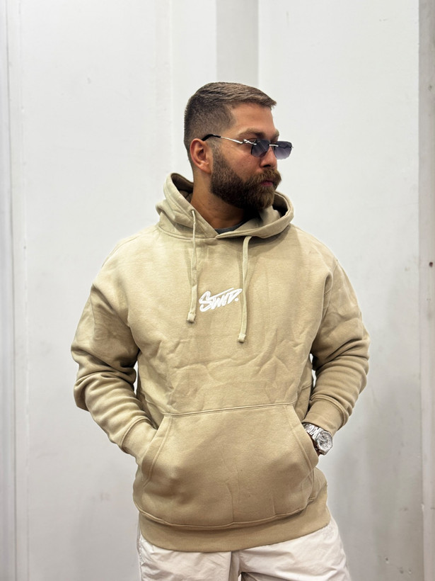 هودی مردانه PULL & BEAR دورس سه نخ گلدوزی و چاپ برجسته